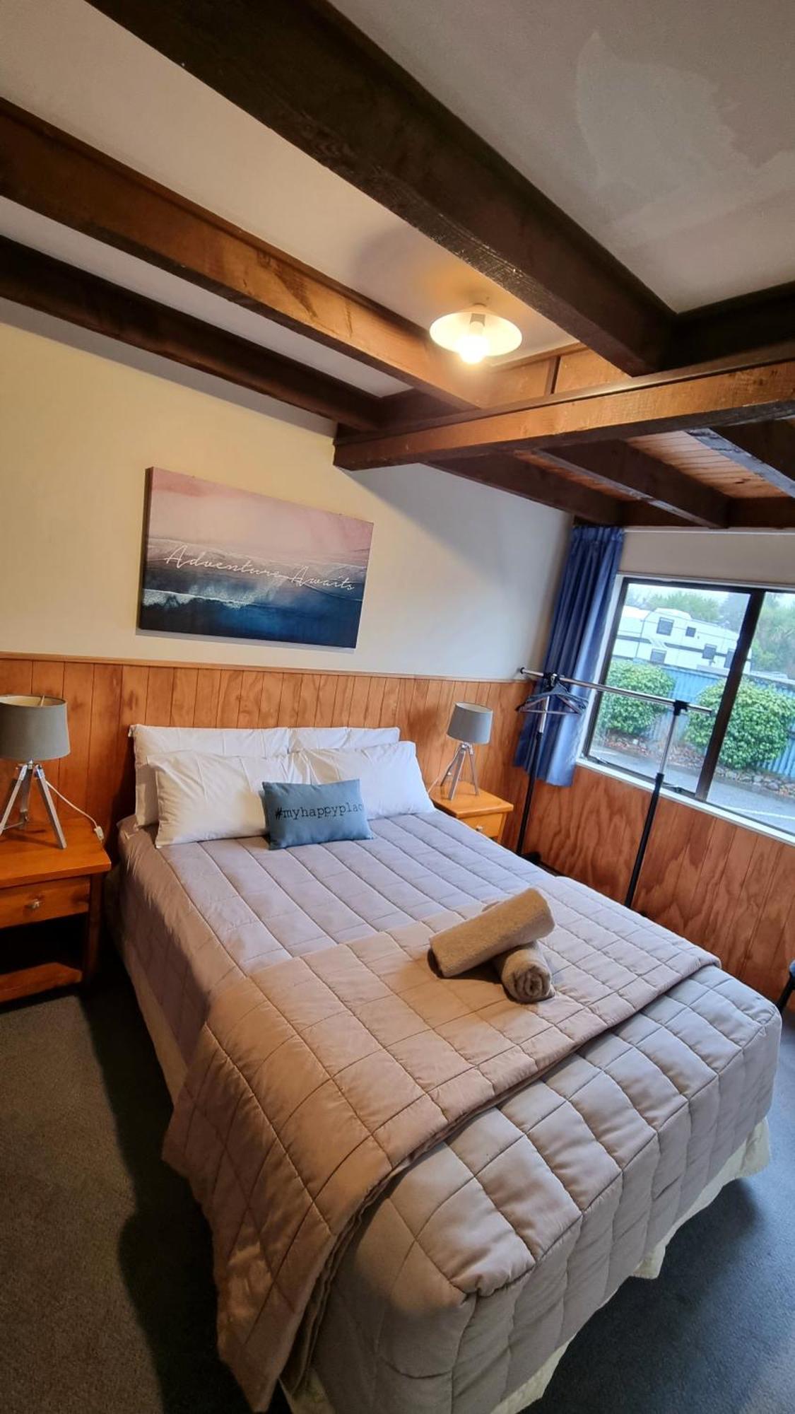 Adventure Lodge And Motels And Tongariro Crossing Track Transport National Park Kültér fotó